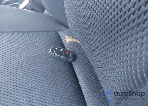 2020 Jeep Renegade Altitude 4X4 из США, поврежденный, VIN ZACNJBBBXLPL07507